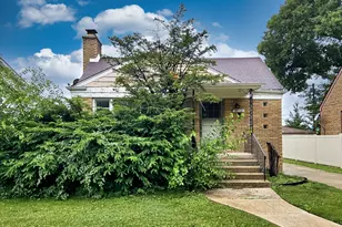 10320 S Claremont Ave, Chicago, IL 60643 - Photo 2
