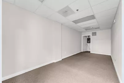 214 Main Street #2D, Woodstock, IL 60098 - Photo 4