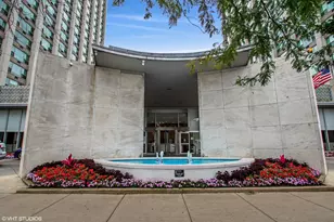 3600 N Lake Shore Dr, Chicago, IL 60613 - Photo 1