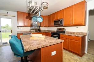 3508 Sarah Dr, Zion, IL 60099 - Photo 2