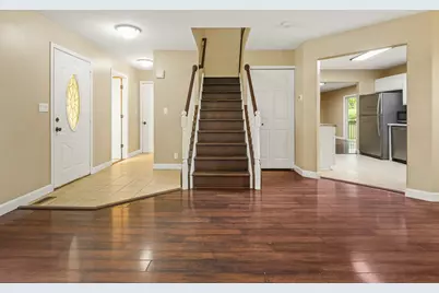 2006 Grandview Trail, Belvidere, IL 61008 - Photo 8