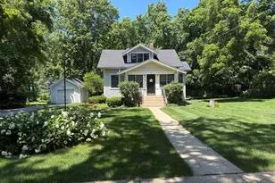 240 Hill Ave, Glen Ellyn, IL 60137 - Photo 1