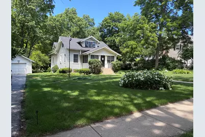 240 Hill Avenue, Glen Ellyn, IL 60137 - Photo 2