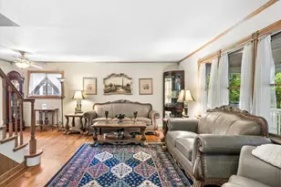 319 Leclaire Ave, Wilmette, IL 60091 - Photo 4