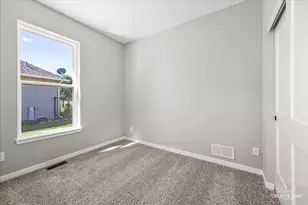 427 Riverbend Dr, Genoa, IL 60135 - Photo 18