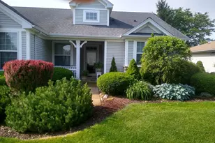 13189 W Essex Ln, Huntley, IL 60142 - Photo 2