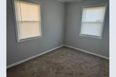 28 W Willow Street, Lombard, IL 60148 - Photo 8
