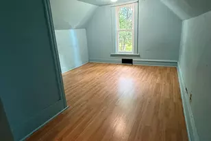 916 Pleasant St, Dekalb, IL 60115 - Photo 14