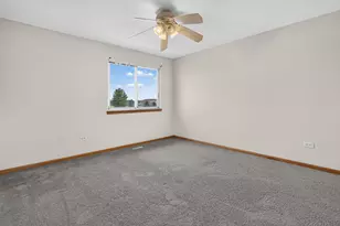 1738 Waters Edge Dr, Minooka, IL 60447 - Photo 20