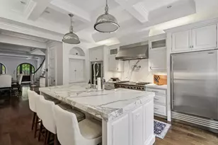 111 E Bellevue Pl, Chicago, IL 60611 - Photo 16