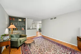 854 Saddlewood Dr, Glen Ellyn, IL 60137 - Photo 12