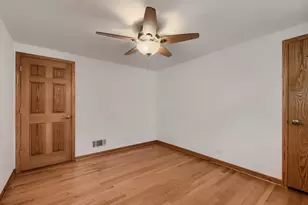 5122 S Normandy Ave, Chicago, IL 60638 - Photo 14