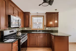 5122 S Normandy Ave, Chicago, IL 60638 - Photo 8