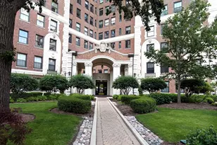5555 S Everett Ave, Chicago, IL 60637 - Photo 1