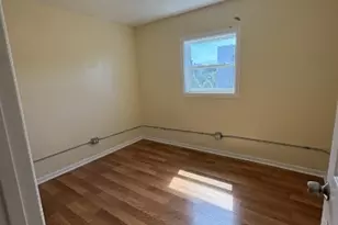 712 W 17th St, Chicago, IL 60616 - Photo 4
