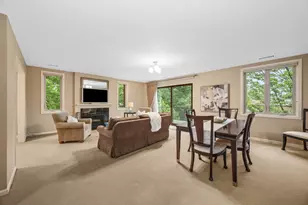 2320 Central St, Evanston, IL 60201 - Photo 2