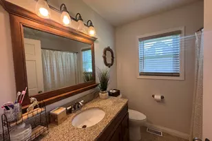 1204 NE 5th Ave, Aledo, IL 61231 - Photo 12