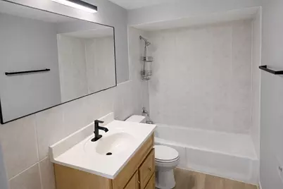 5202 Washington Street #208, Downers Grove, IL 60515 - Photo 4