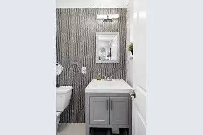 9130 Kenton Avenue, Skokie, IL 60076 - Photo 12