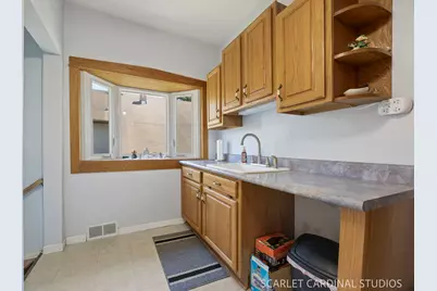 50 E Oak Street, Villa Park, IL 60181 - Photo 8