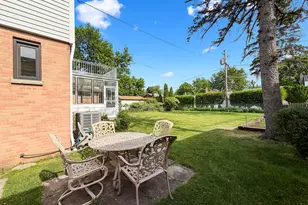 5129 Crain St, Skokie, IL 60077 - Photo 44