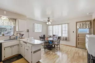 10616 Essex St, Westchester, IL 60154 - Photo 8