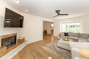 808 Midway Ct, Oregon, IL 61061 - Photo 10