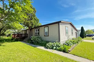 462 Huntsbridge Rd, Matteson, IL 60443 - Photo 2