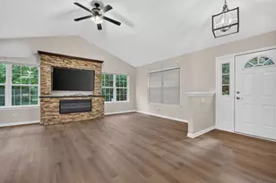 938 Treeline Ct, Lockport, IL 60441 - Photo 10