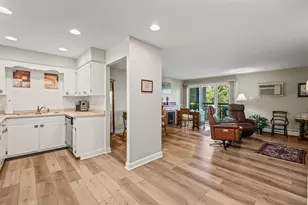 3913 Saratoga Ave, Downers Grove, IL 60515 - Photo 4
