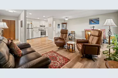 3913 Saratoga Avenue #G-204, Downers Grove, IL 60515 - Photo 8