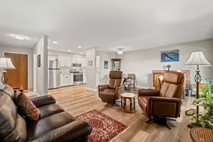 3913 Saratoga Ave, Downers Grove, IL 60515 - Photo 8