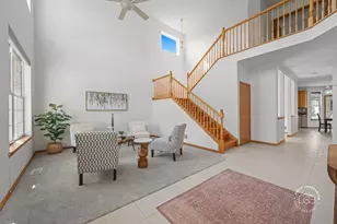 2812 Plante Rd, North Aurora, IL 60542 - Photo 4