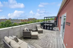 3951 N Washtenaw Ave, Chicago, IL 60618 - Photo 22