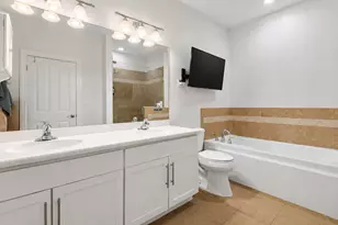 3951 N Washtenaw Ave, Chicago, IL 60618 - Photo 14