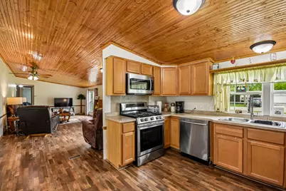 197 E Cermak Road, Braidwood, IL 60408 - Photo 12