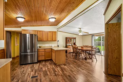 197 E Cermak Road, Braidwood, IL 60408 - Photo 10