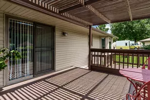 7431 Farview Dr, Cherry Valley, IL 61016 - Photo 14