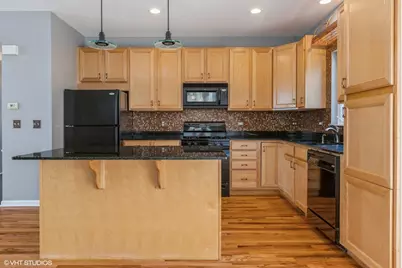 3238 N Kilbourn Avenue #14, Chicago, IL 60641 - Photo 4
