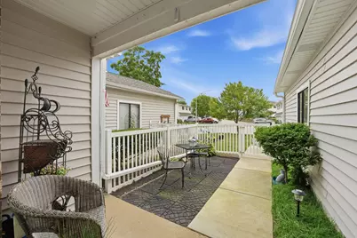 731 Shoreline Circle #731, Schaumburg, IL 60194 - Photo 32