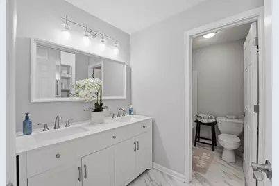 731 Shoreline Circle #731, Schaumburg, IL 60194 - Photo 18