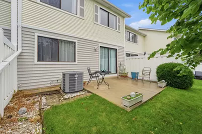 731 Shoreline Circle #731, Schaumburg, IL 60194 - Photo 34