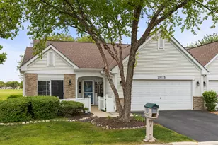 21028 W Snowberry Ln E, Plainfield, IL 60544 - Photo 2
