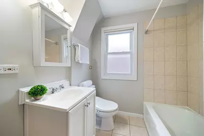 4914 W Warwick Avenue, Chicago, IL 60641 - Photo 16