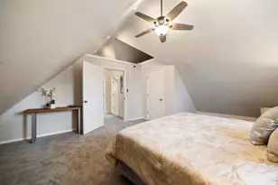 4914 W Warwick Ave, Chicago, IL 60641 - Photo 14