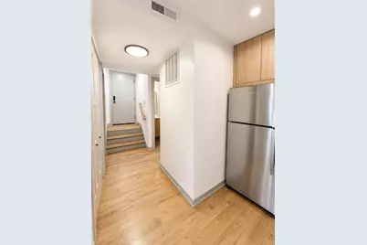 1331 W Estes Avenue #G, Chicago, IL 60626 - Photo 6