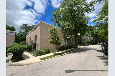 5616 S Harper Avenue, Chicago, IL 60637 - Photo 2