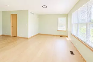 5445 Ridge Crossing, Hanover Park, IL 60133 - Photo 6