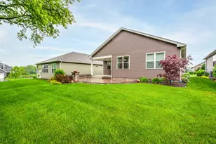 324 S Fork Dr, Gurnee, IL 60031 - Photo 30