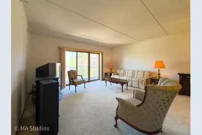 1325 Perry Street #402, Des Plaines, IL 60016 - Photo 8